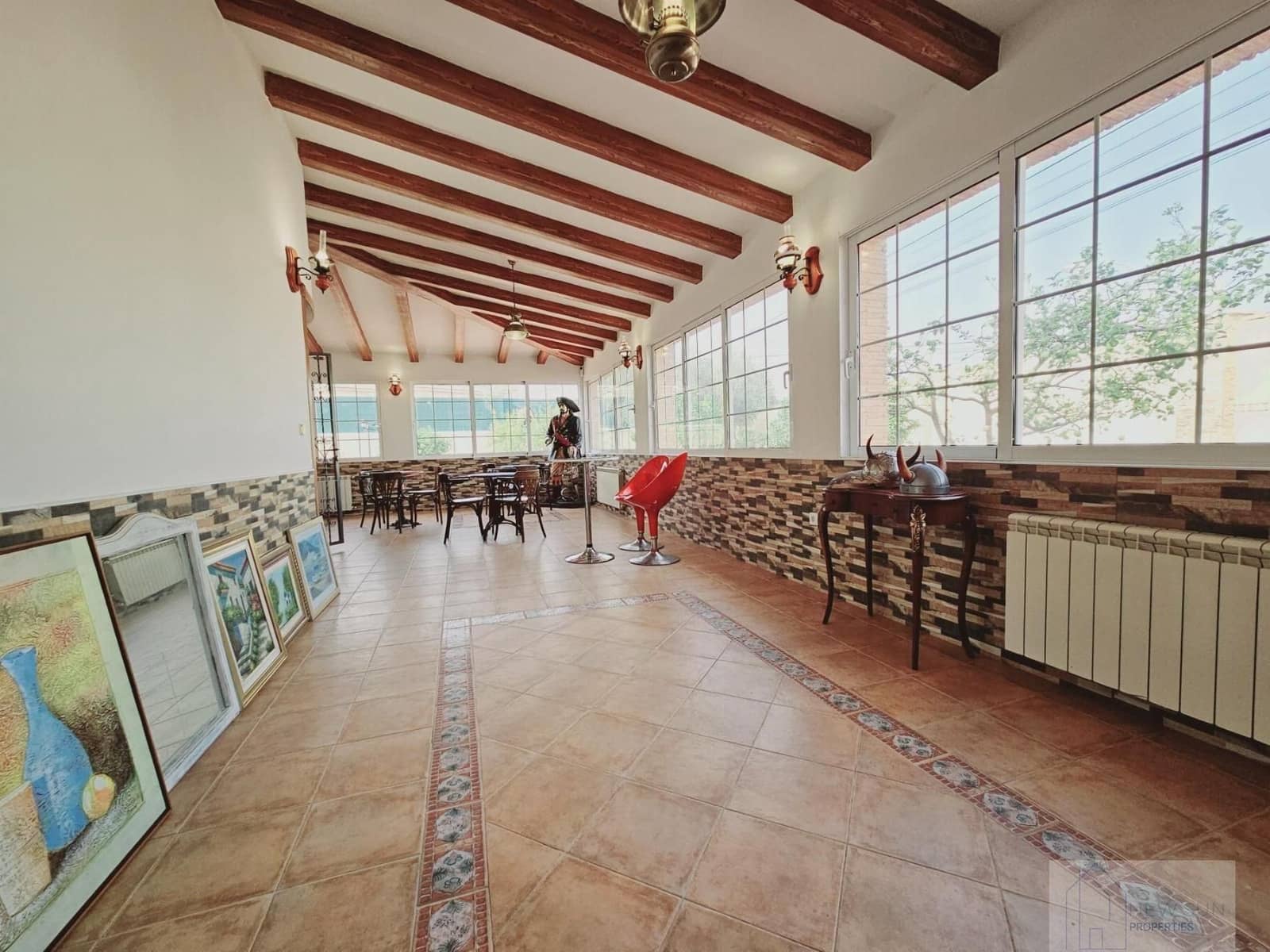 5 bedroom Villa for sale in Torrevieja with pool - € 689,000 (Ref: 9515461)