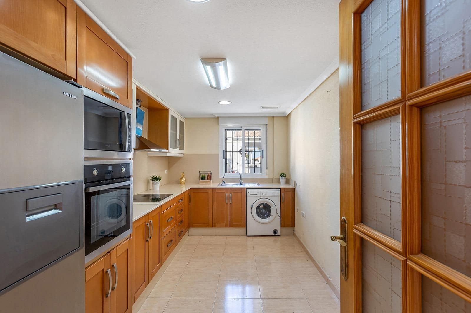 5 bedroom Villa for sale in La Marquesa with pool - € 449,000 (Ref: 9515464)