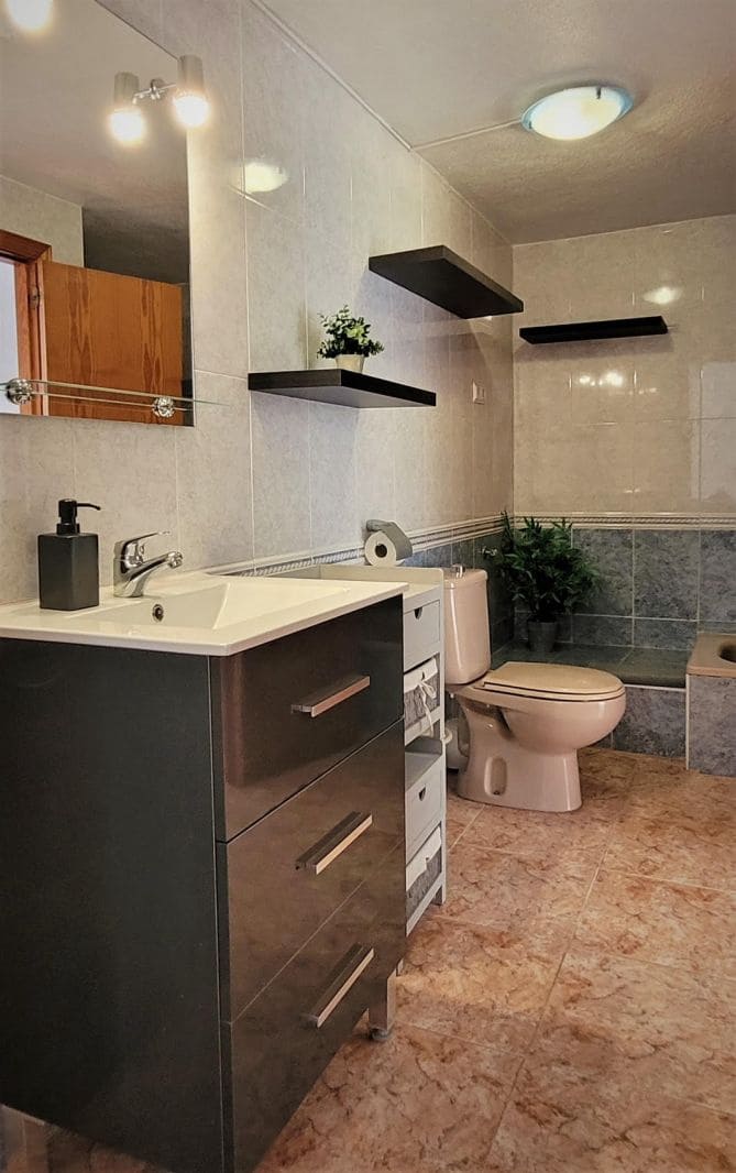 7 sovrum Villa till salu i La Siesta - 1 090 000 € (Ref: 9515465)