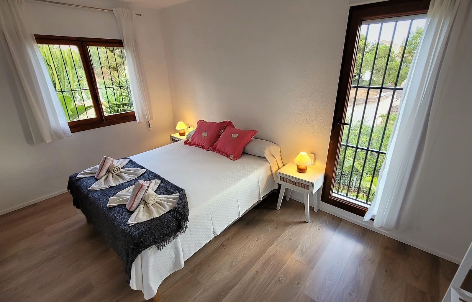 7 sovrum Villa till salu i La Siesta - 1 090 000 € (Ref: 9515465)