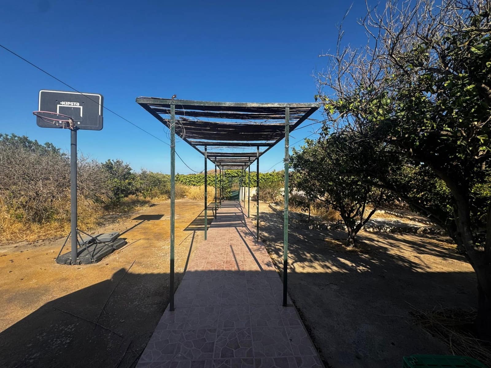 5 sypialnia Willa na sprzedaż w Roche z basenem - 295 000 € (Ref: 9515466)