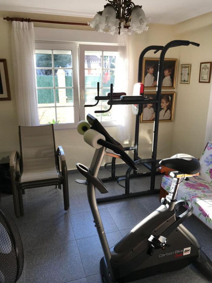 6 bedroom Villa for sale in Cabo Roig with pool - € 1,490,000 (Ref: 9515483)