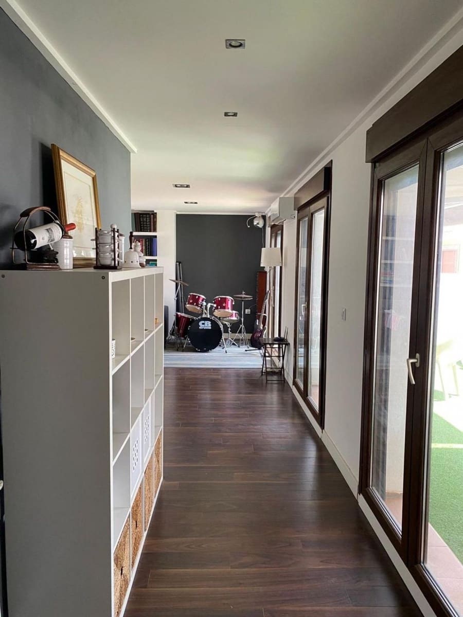 5 quarto Moradia para venda em Torrevieja - 745 000 € (Ref: 9515487)