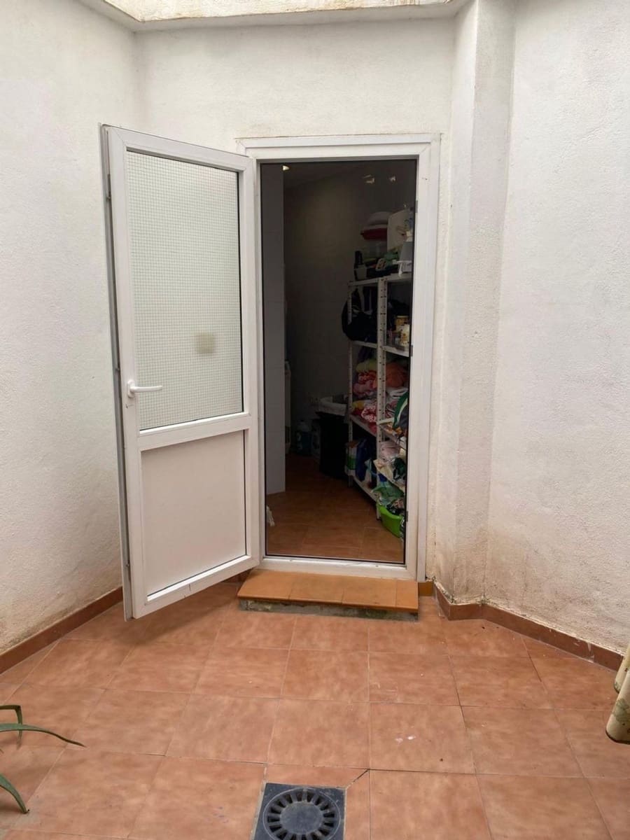 5 quarto Moradia para venda em Torrevieja - 745 000 € (Ref: 9515487)