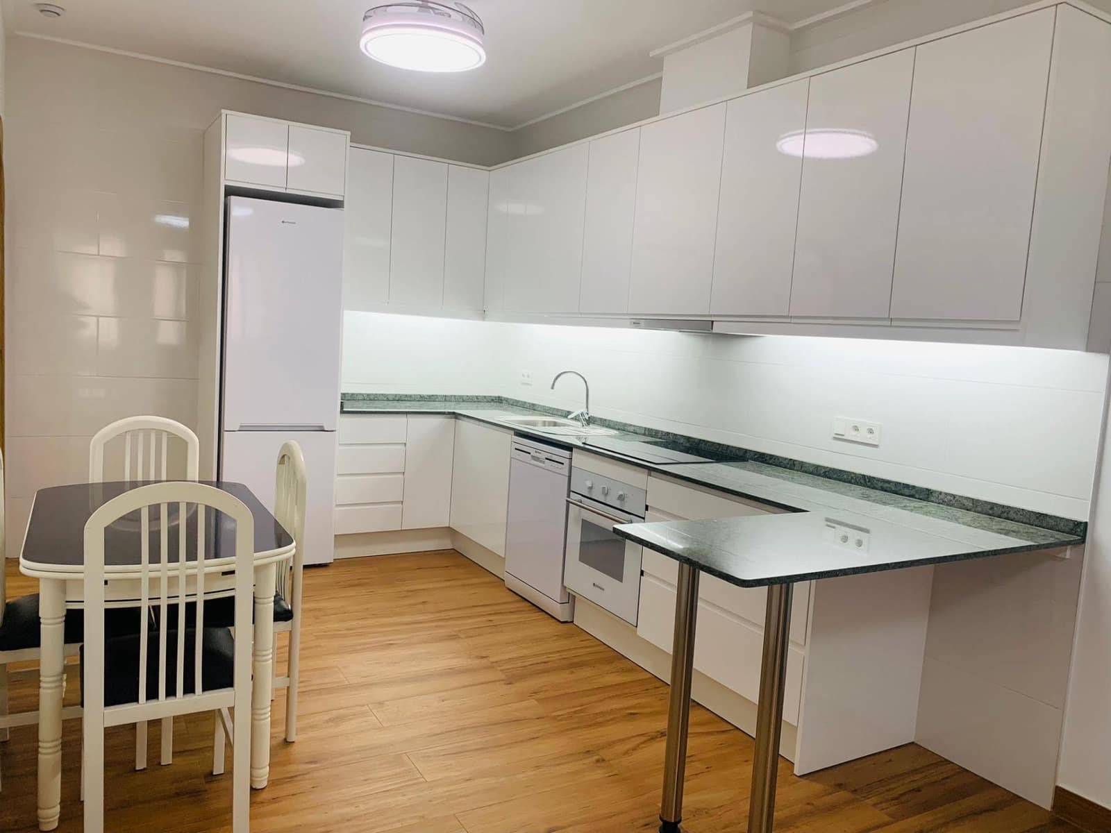 2 sypialnia Apartament na sprzedaż w Torrevieja - 353 000 € (Ref: 9515495)