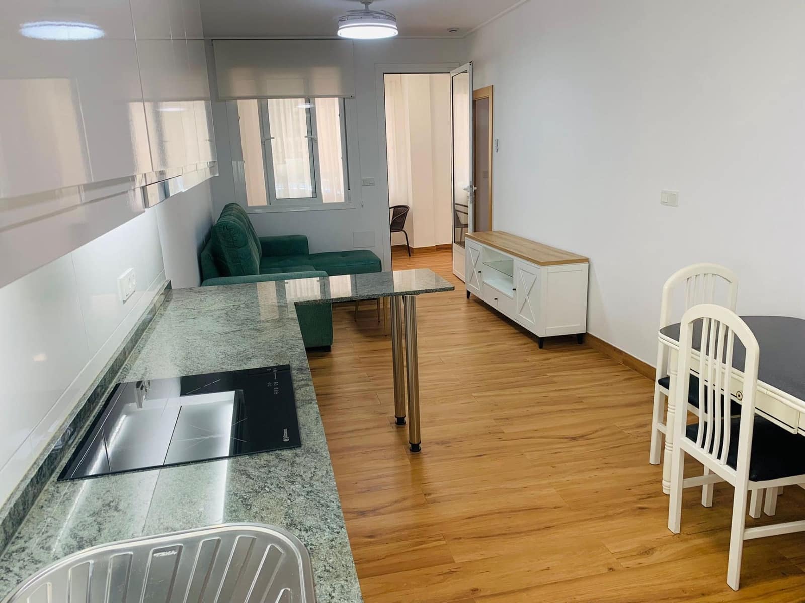 2 sypialnia Apartament na sprzedaż w Torrevieja - 353 000 € (Ref: 9515495)