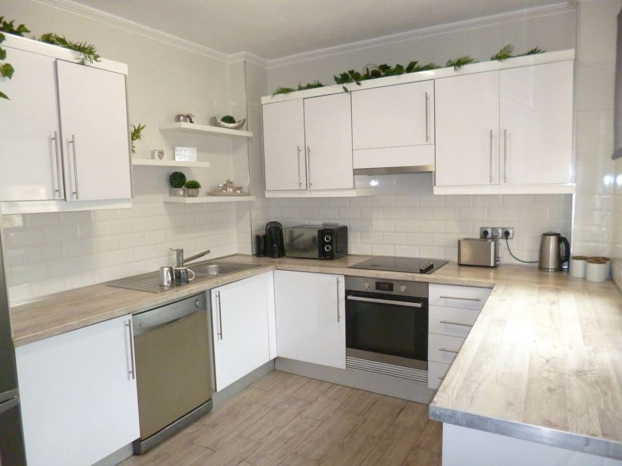 4 soveværelse Villa til salg i La Zenia - € 399.995 (Ref: 9515513)