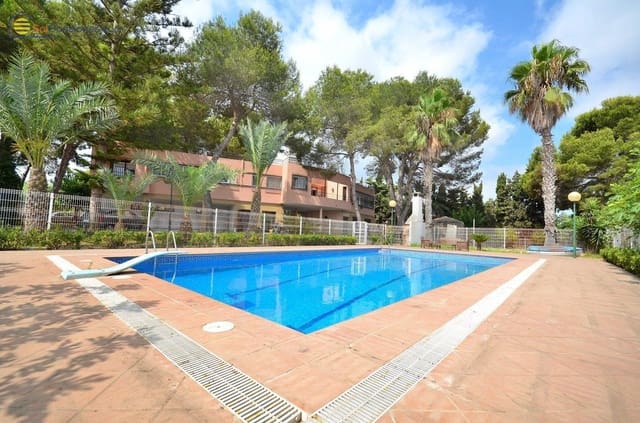 6 soveværelse Villa til salg i Los Balcones - Los Altos, Torrevieja med swimmingpool - € 690.000 (Ref: 9515553)