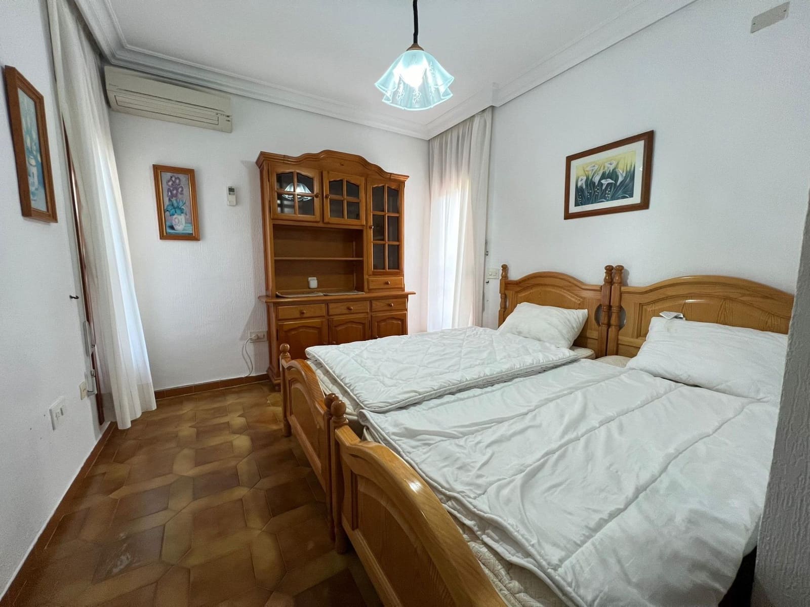 4 soveværelse Villa til salg i Campoamor med swimmingpool - € 850.000 (Ref: 9515554)