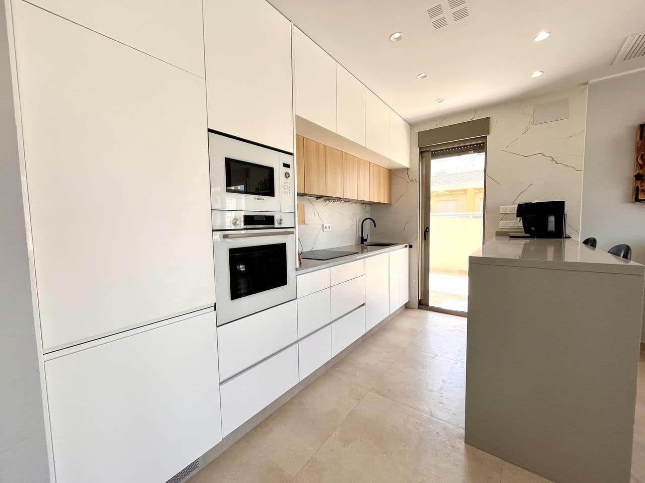 2 sypialnia Penthouse na sprzedaż w Torre de la Horadada z garażem - 495 000 € (Ref: 9515560)