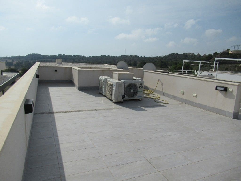 5 Zimmer Villa zu verkaufen in San Miguel de Salinas - 499.000 € (Ref: 9515564)