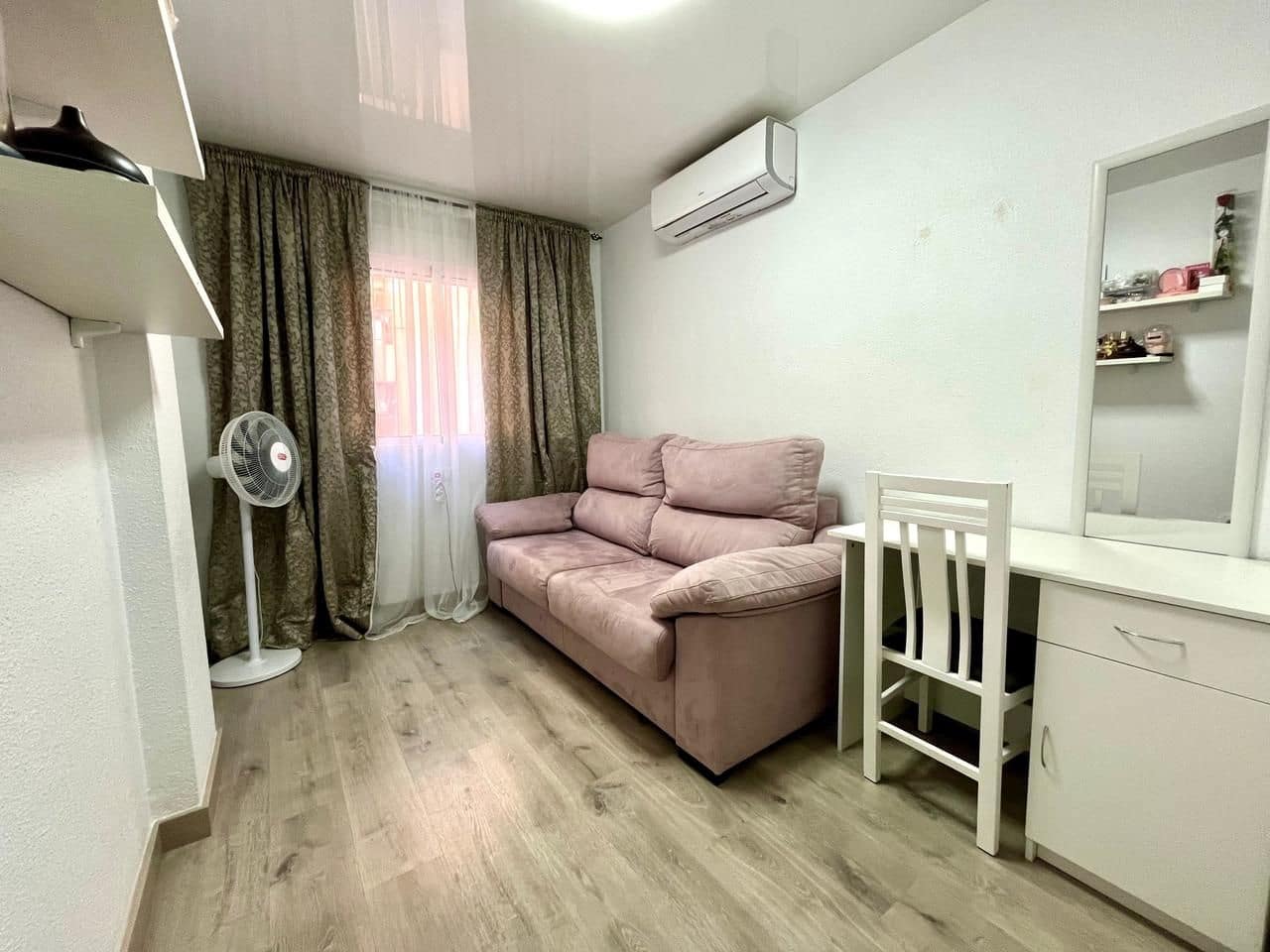 4 sovrum Lägenhet till salu i Torrevieja - 210 000 € (Ref: 9515581)