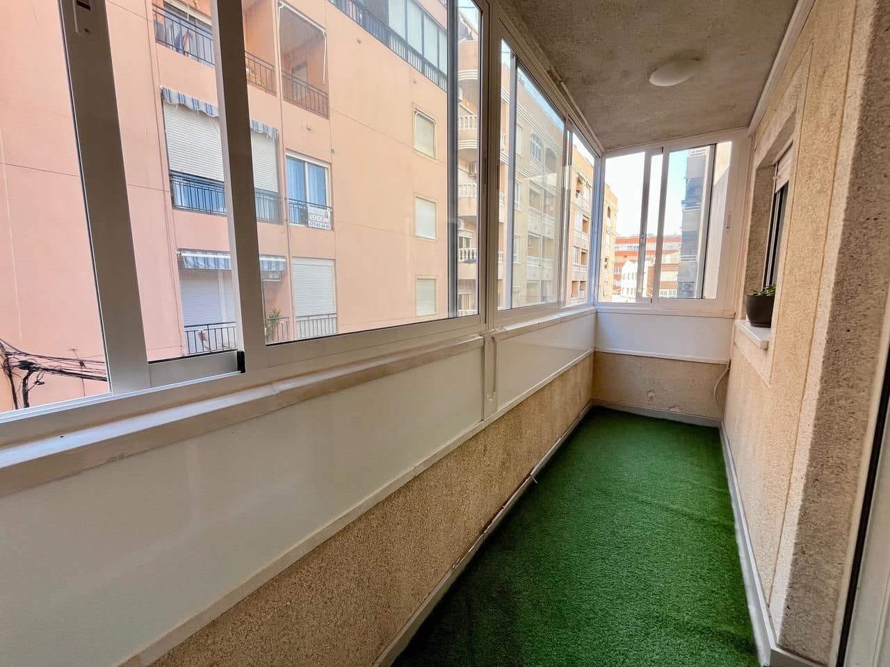 4 sovrum Lägenhet till salu i Torrevieja - 210 000 € (Ref: 9515581)