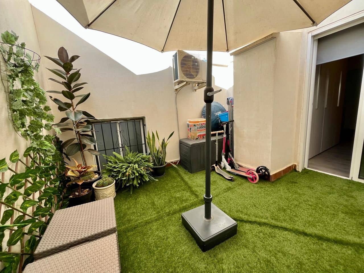 4 sovrum Lägenhet till salu i Torrevieja - 210 000 € (Ref: 9515581)