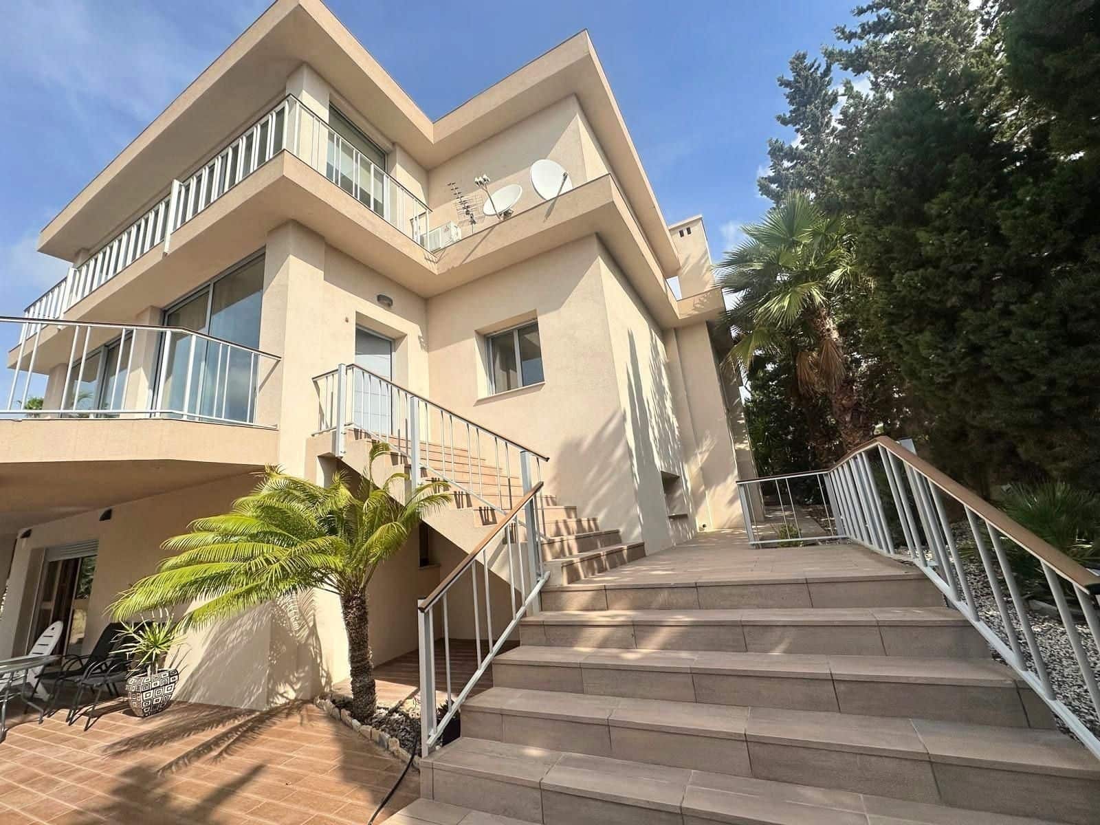 4 slaapkamer Villa te koop in Rojales met zwembad - € 840.000 (Ref: 9515582)