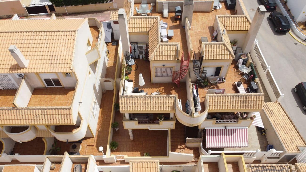 3 Zimmer Penthouse zu verkaufen in Torrevieja mit Pool - 189.000 € (Ref: 9515583)