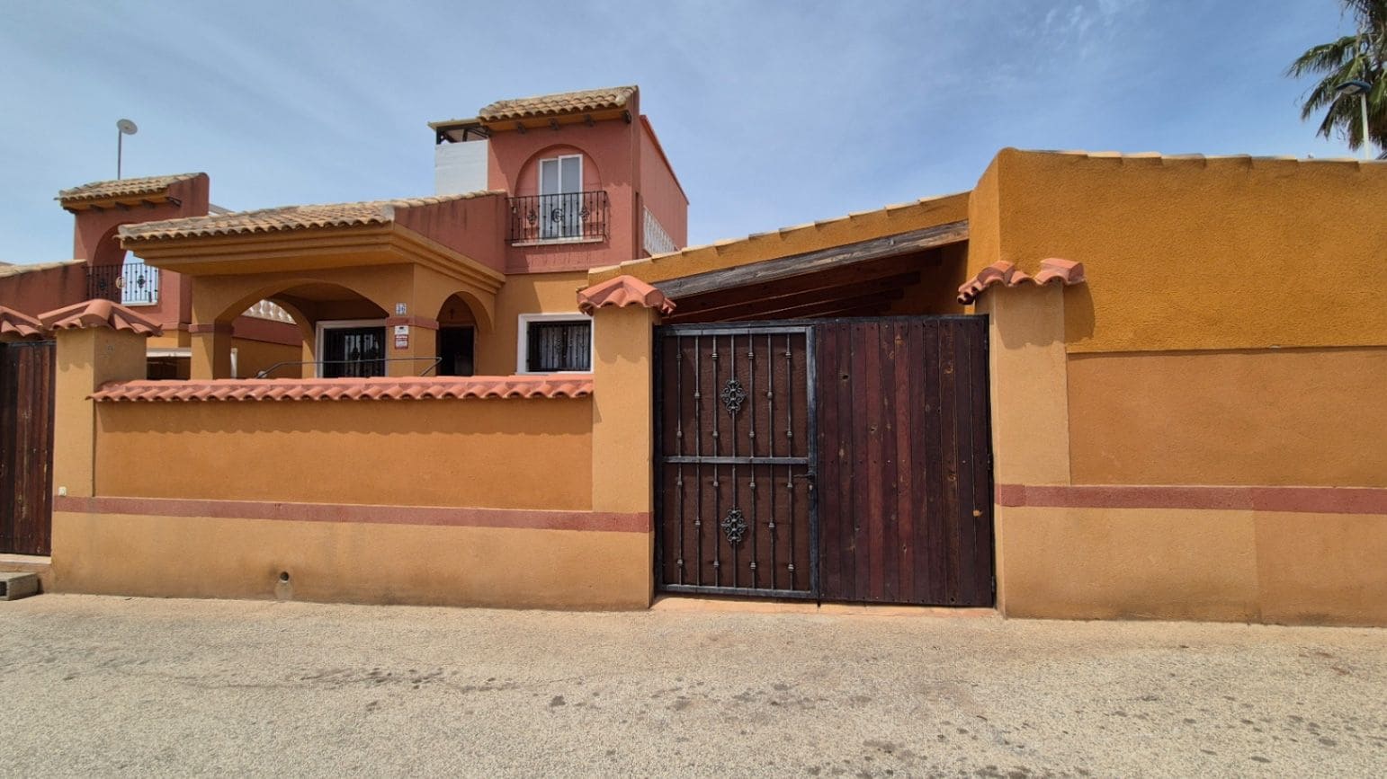 2 makuuhuone Huvila myytävänä paikassa Aguas Nuevas - 322 400 € (Ref: 9515593)