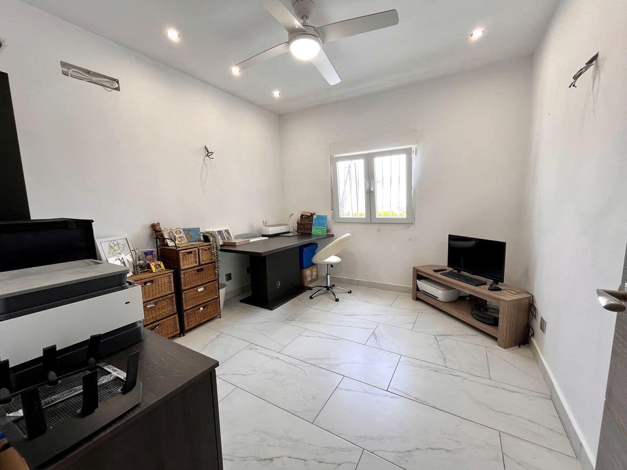 Chalet de 5 habitaciones en San Miguel de Salinas en venta con garaje - 599.999 € (Ref: 9515595)