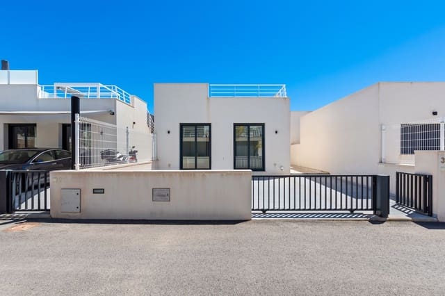 5 chambre Villa/Maison à vendre à San Miguel de Salinas avec piscine - 499 990 € (Ref: 9515596)