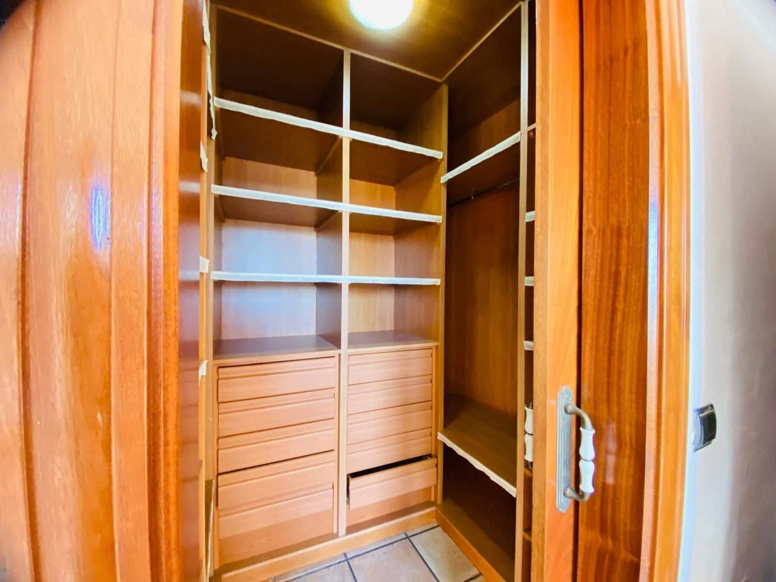 2 soveværelse Villa til salg i La Florida med swimmingpool - € 819.900 (Ref: 9515603)