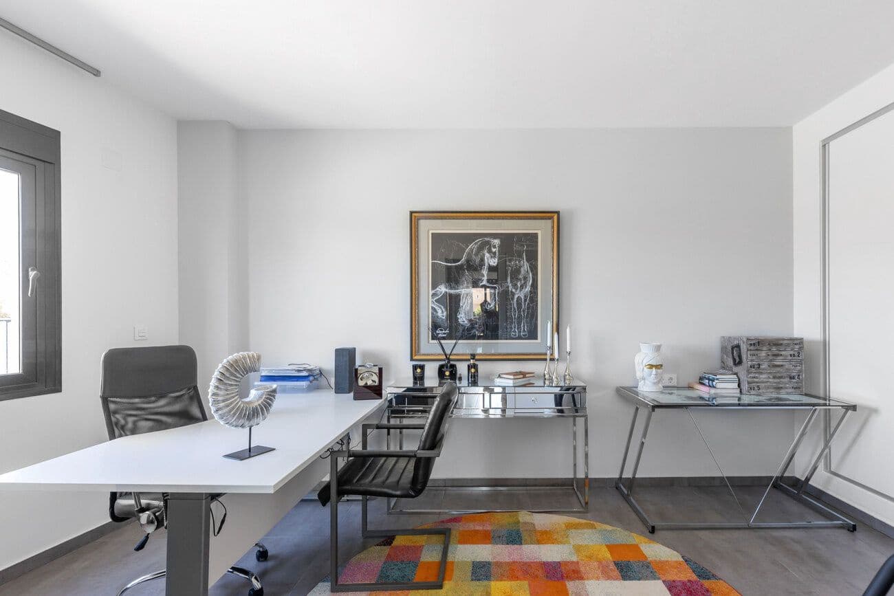 4 makuuhuone Huvila myytävänä paikassa Torrevieja mukana uima-altaan - 895 000 € (Ref: 9515617)