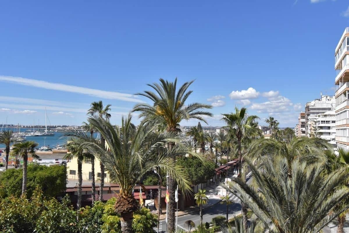 3 sypialnia Apartament na sprzedaż w Torrevieja - 439 900 € (Ref: 9515618)