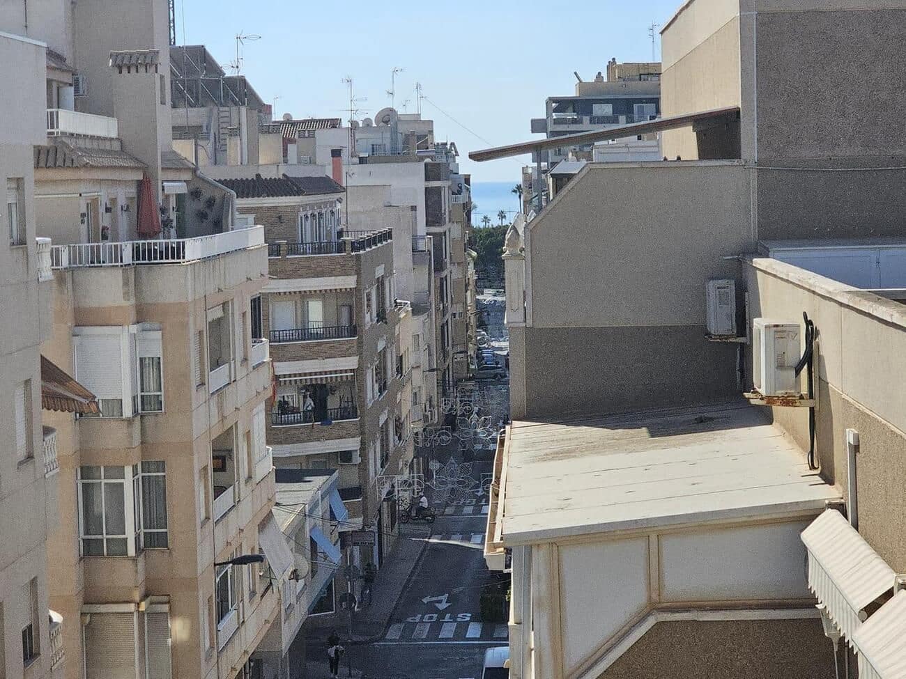 4 Zimmer Penthouse zu verkaufen in Torrevieja mit Garage - 299.000 € (Ref: 9515624)