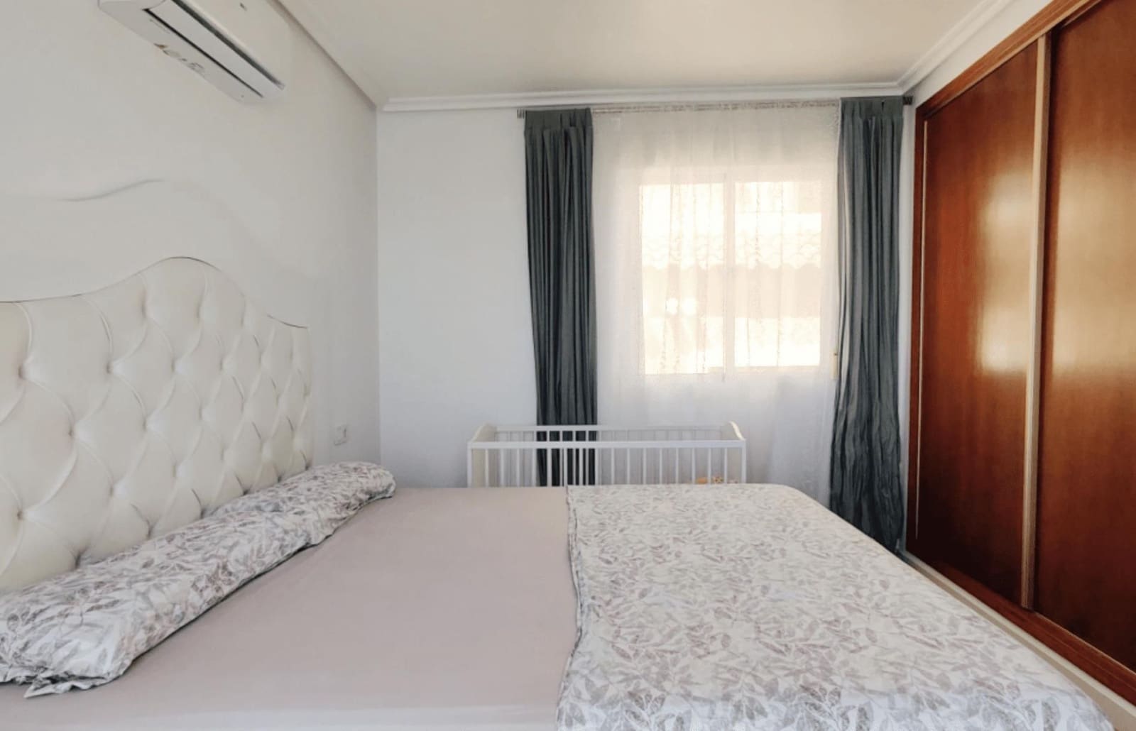 Adosado de 4 habitaciones en San Miguel de Salinas en venta con piscina - 299.990 € (Ref: 9515632)