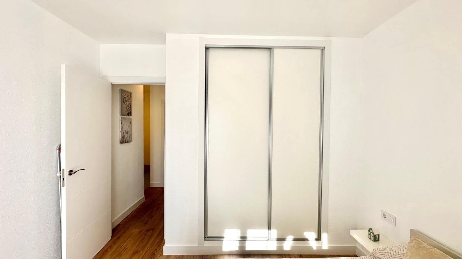 3 soverom Rekkehus til salgs i Torrevieja med svømmebasseng - € 249 900 (Ref: 9515634)