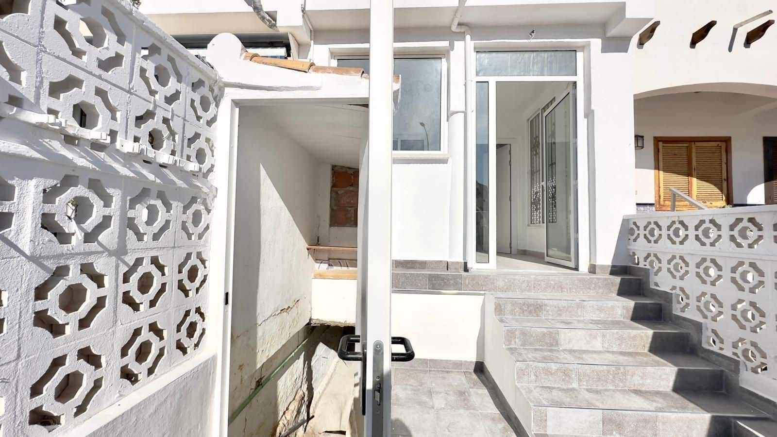 3 sovrum Hus till salu i La Mata med pool - 249 900 € (Ref: 9515635)