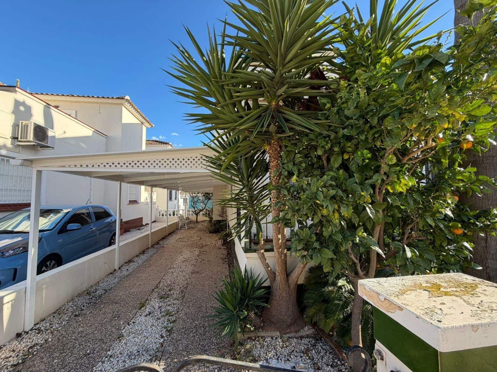 3 camera da letto Villetta Bifamiliare in vendita in Playa Flamenca con piscina - 245.000 € (Rif: 9515637)