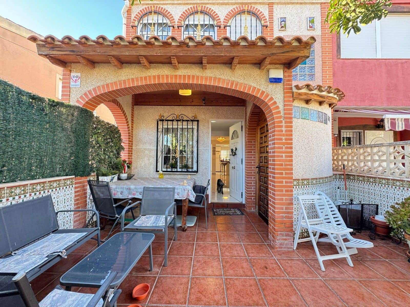 4 slaapkamer Huis te koop in Torrevieja - € 249.900 (Ref: 9515646)