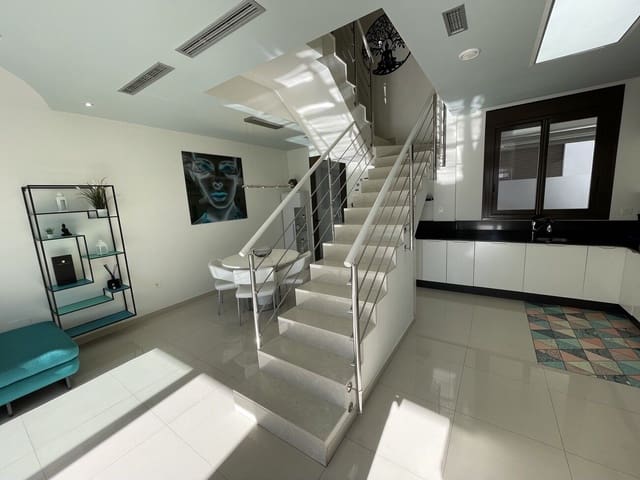 2 soveværelse Semi-Rækkehus til salg i Villamartín - Las Filipinas, Orihuela med swimmingpool - € 299.000 (Ref: 9515667)