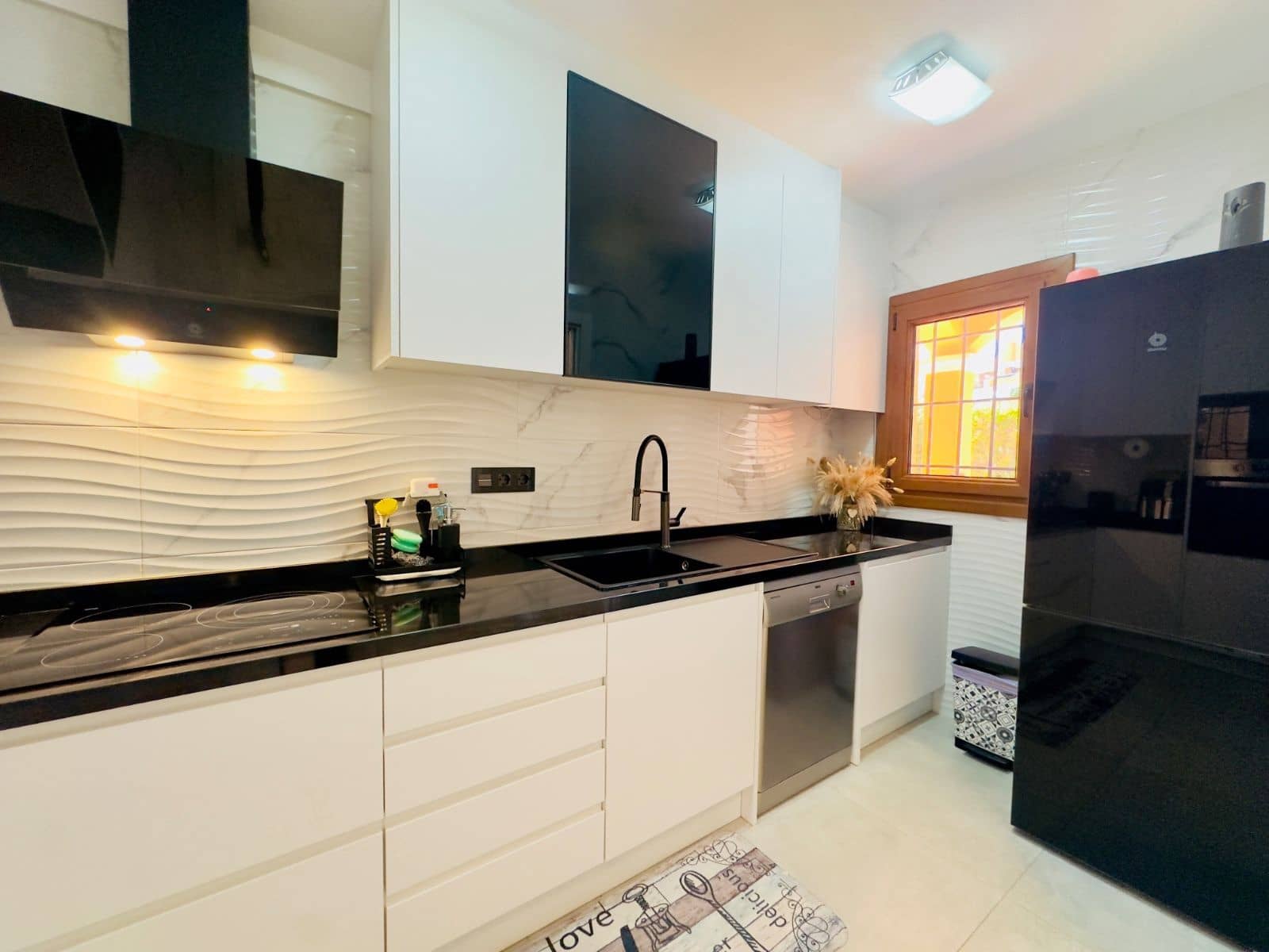 3 bedroom Townhouse for sale in Algorfa with pool - € 195,000 (Ref: 9515685)