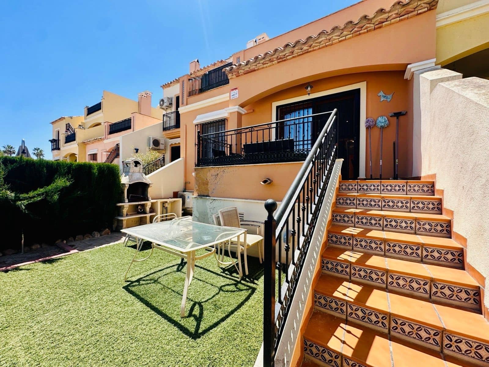 3 bedroom Townhouse for sale in Algorfa with pool - € 195,000 (Ref: 9515685)
