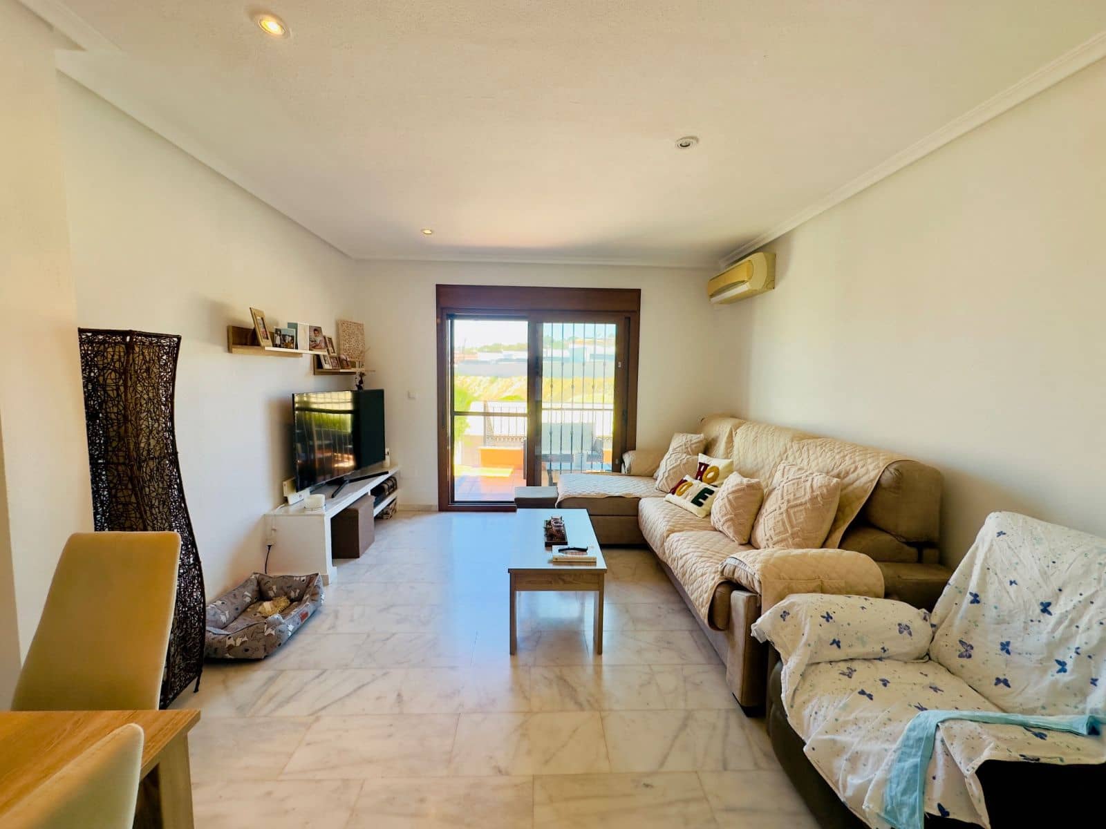 3 bedroom Townhouse for sale in Algorfa with pool - € 195,000 (Ref: 9515685)