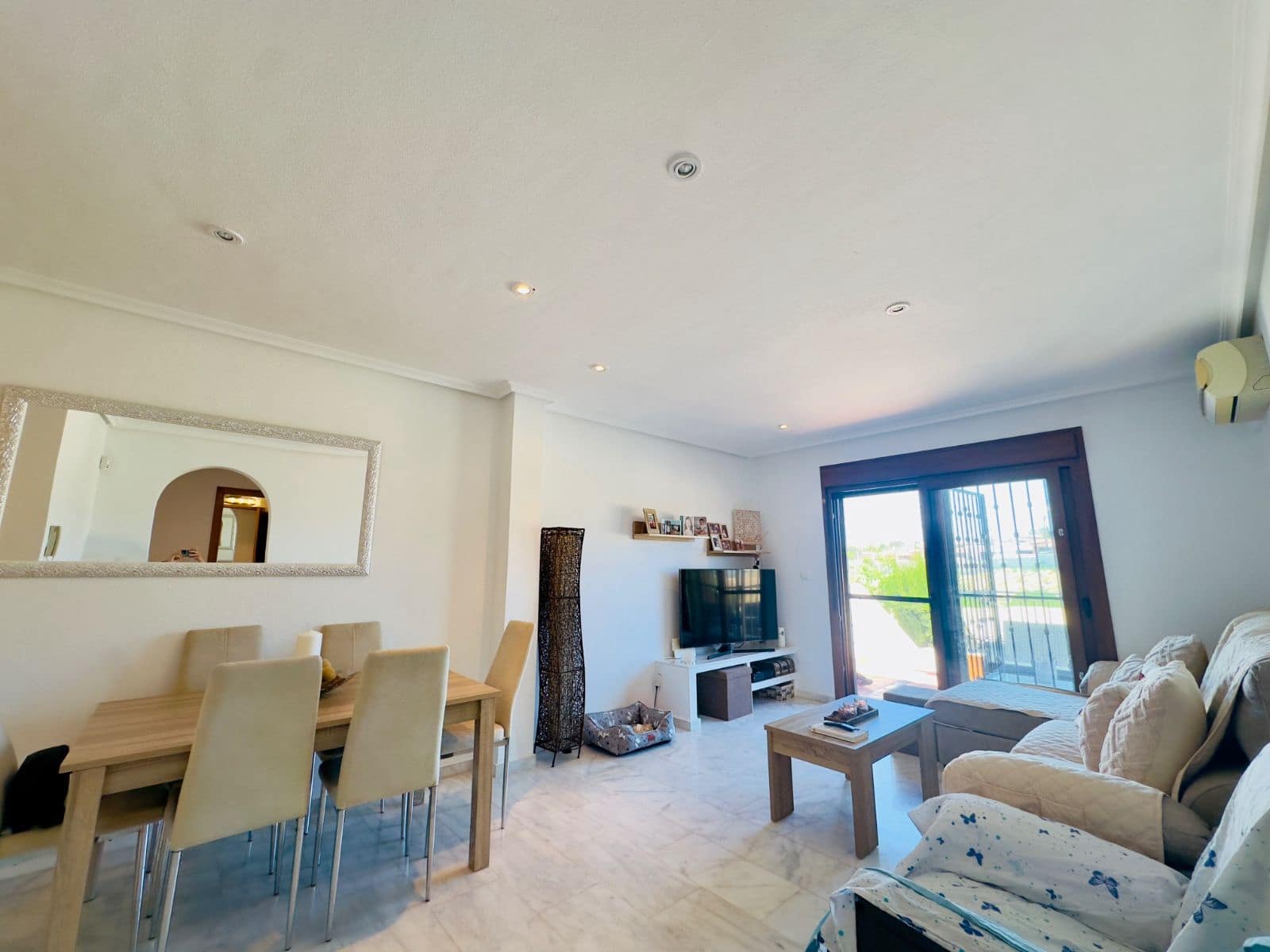 3 bedroom Townhouse for sale in Algorfa with pool - € 195,000 (Ref: 9515685)