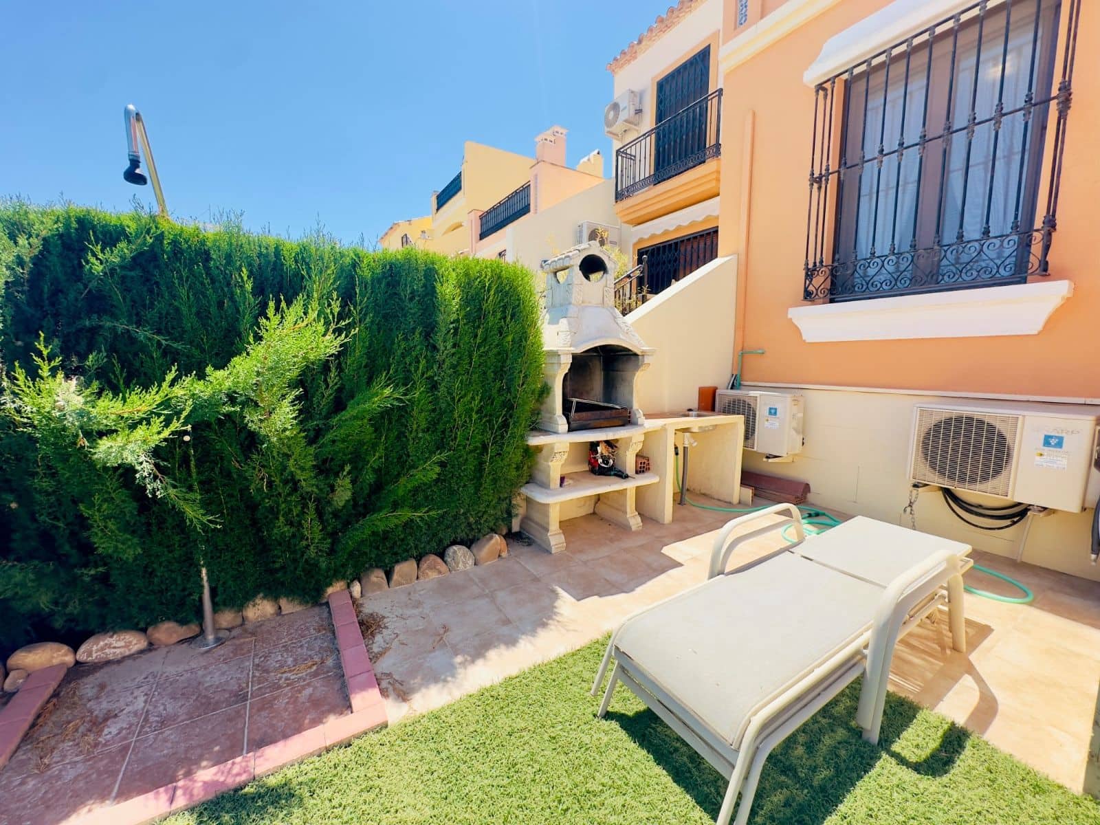 3 bedroom Townhouse for sale in Algorfa with pool - € 195,000 (Ref: 9515685)