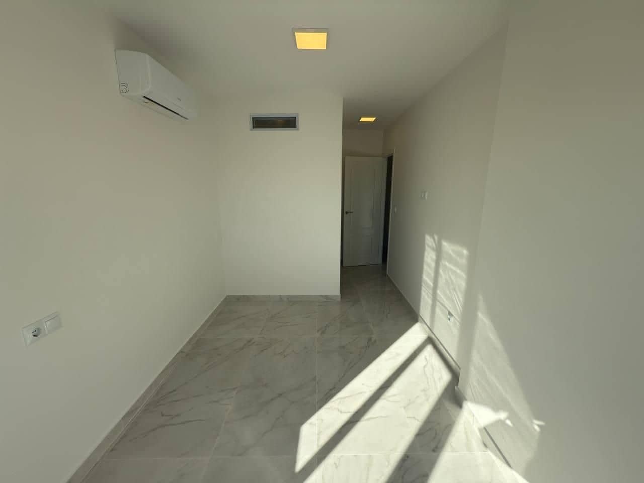 2 bedroom Semi-detached Villa for sale in Torrevieja with pool - € 199,600 (Ref: 9515692)