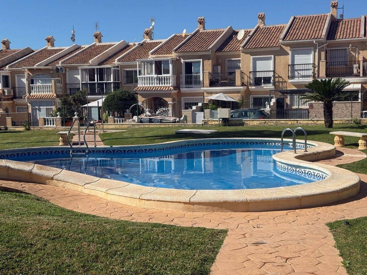 2 Zimmer Reihenhaus zu verkaufen in Torrevieja - 199.600 € (Ref: 9515693)