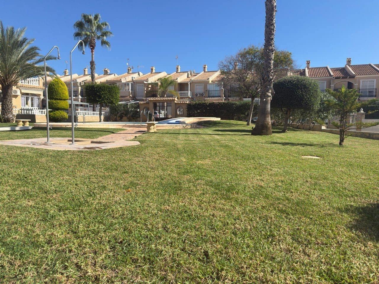 2 Zimmer Reihenhaus zu verkaufen in Torrevieja - 199.600 € (Ref: 9515693)