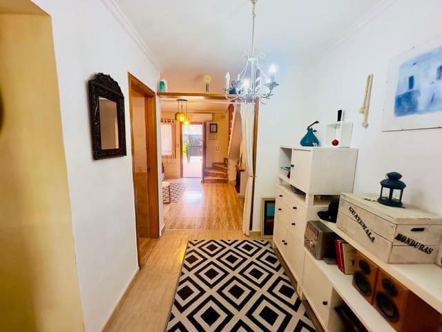 2 soverom Hus til salgs i La Siesta, Torrevieja med svømmebasseng - € 175 000 (Ref: 9515699)