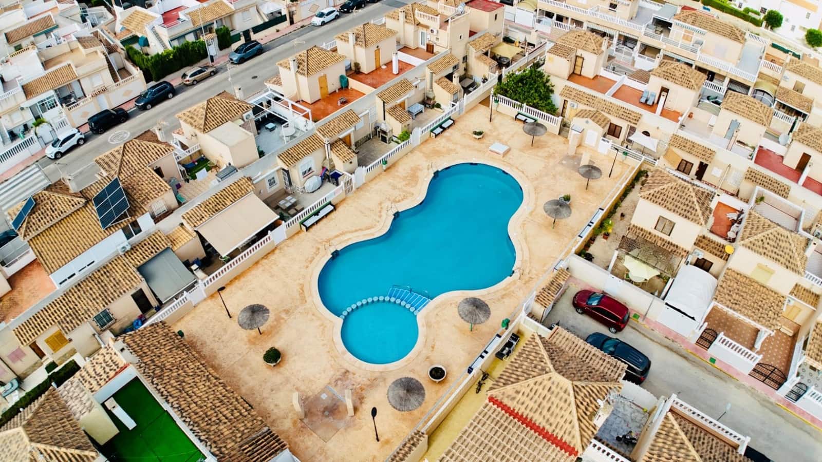 2 soverom Hus til salgs i La Siesta med svømmebasseng - € 175 000 (Ref: 9515699)