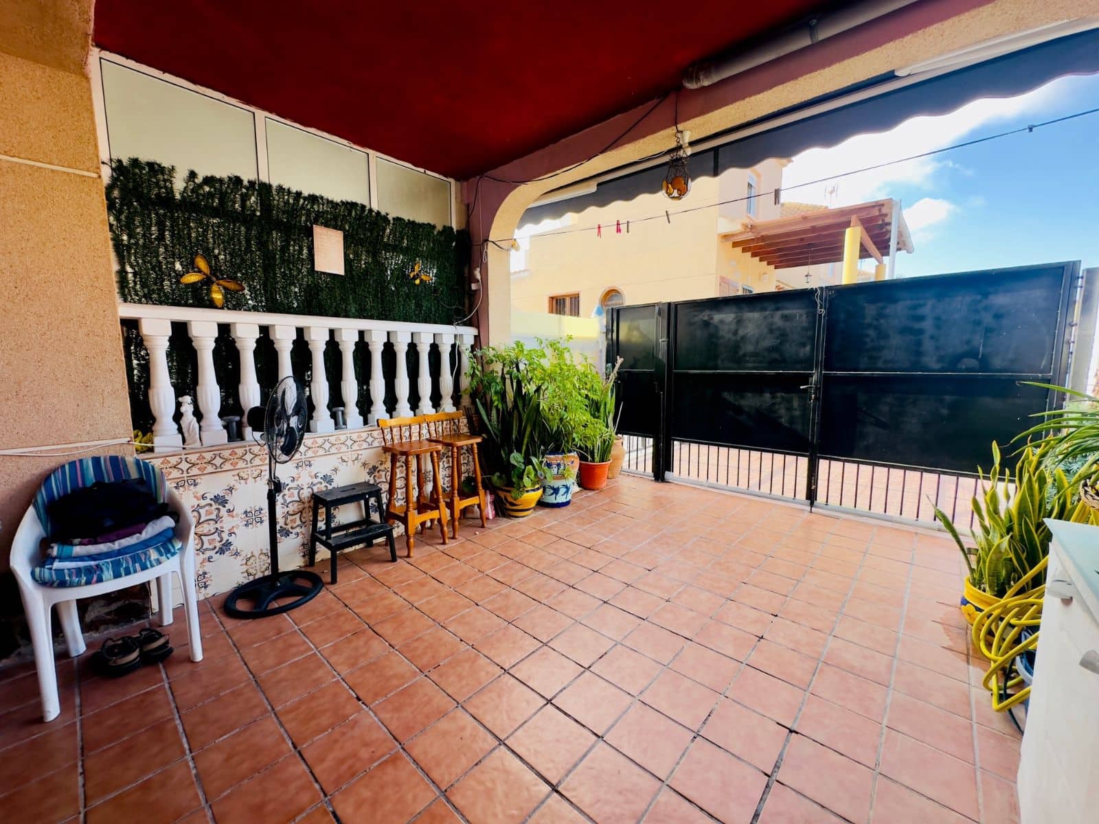 2 soverom Hus til salgs i La Siesta med svømmebasseng - € 175 000 (Ref: 9515699)