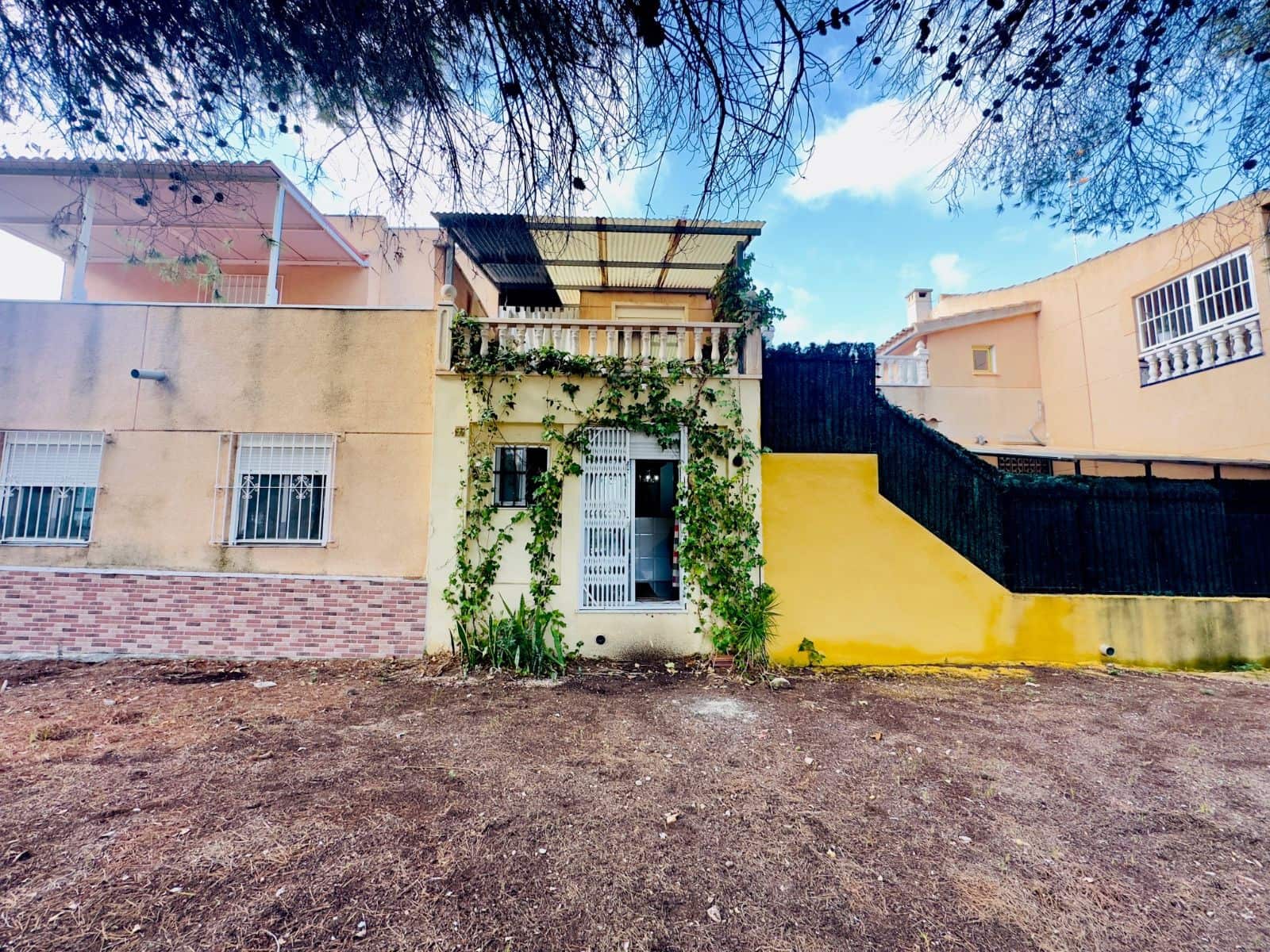 2 soverom Hus til salgs i La Siesta med svømmebasseng - € 175 000 (Ref: 9515699)