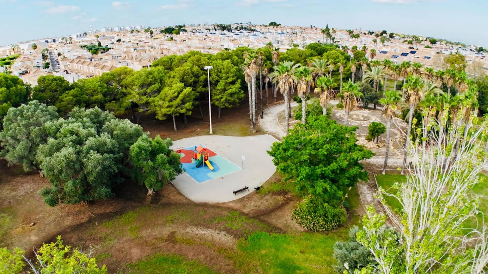 2 soverom Hus til salgs i La Siesta med svømmebasseng - € 175 000 (Ref: 9515699)