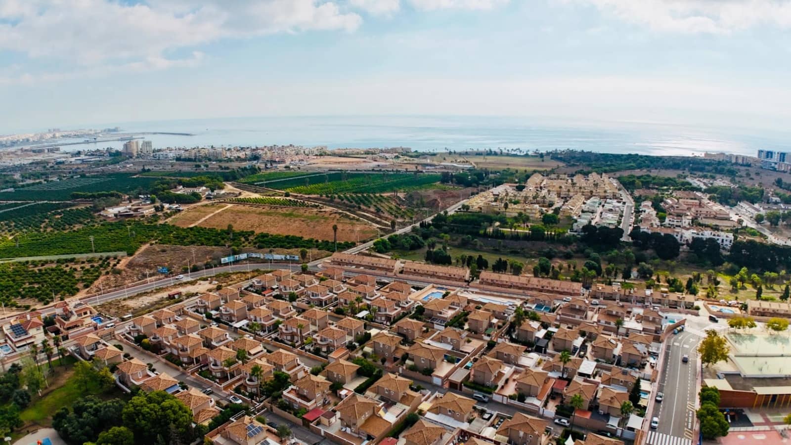 2 soverom Hus til salgs i La Siesta med svømmebasseng - € 175 000 (Ref: 9515699)