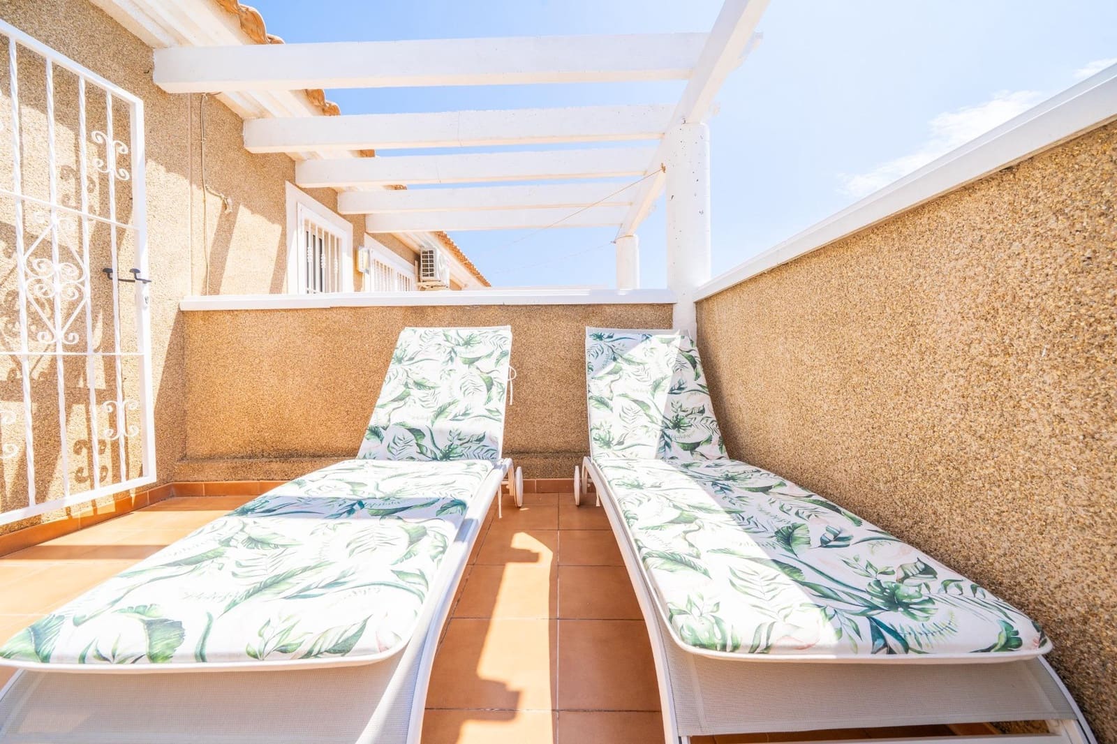 Casa de 4 habitaciones en Orihuela Costa en venta con piscina - 243.000 € (Ref: 9515707)