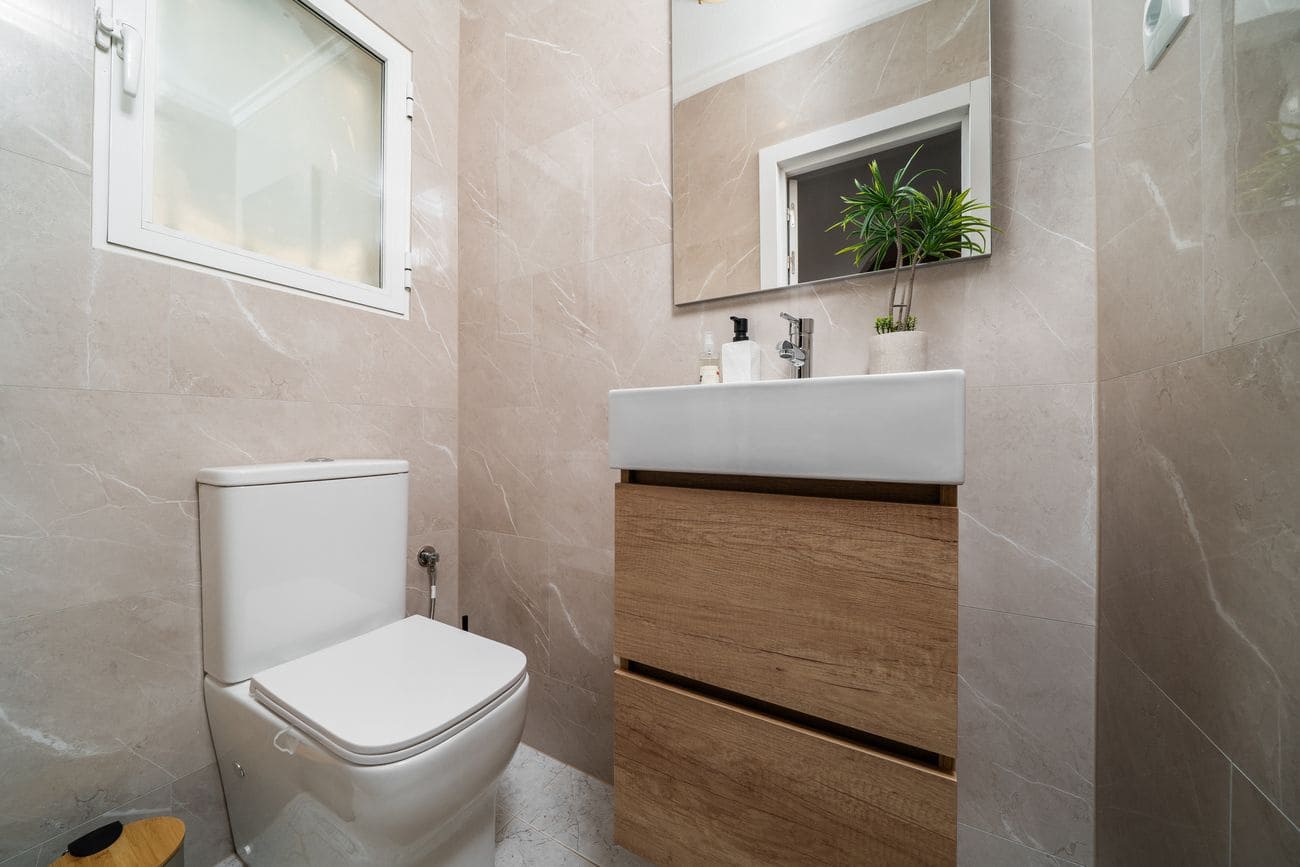 4 Zimmer Haus zu verkaufen in Orihuela Costa mit Pool Garage - 220.000 € (Ref: 9515709)