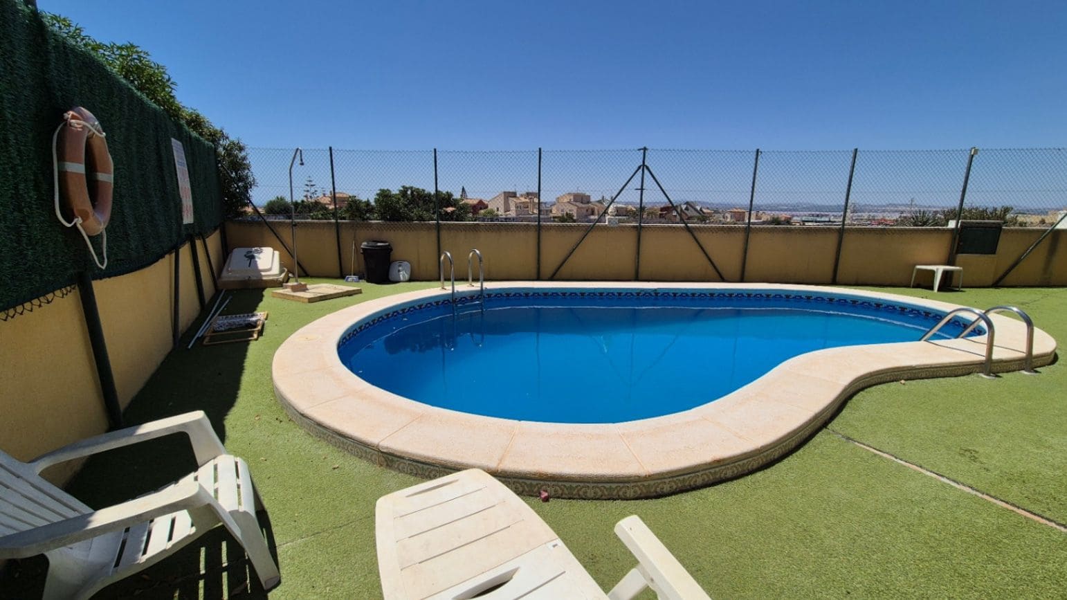 3 bedroom Townhouse for sale in Torrevieja - € 235,000 (Ref: 9515725)
